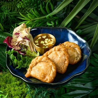 Chicken Curry Puffs (18 pcs)