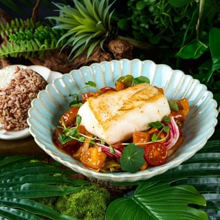 Seared Sea Bass Sweet And Sour Sauce S 6 Serving